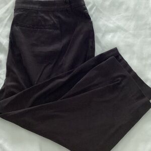Intro Love the Fit Black Woman’s Capri Dress Pants